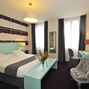 3* Hotel Logis Le